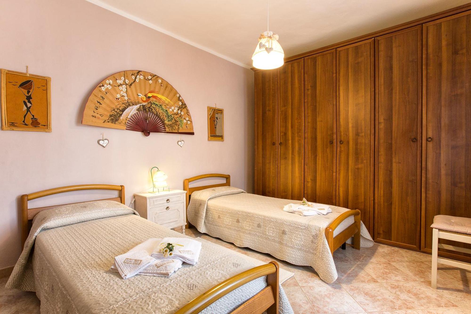 Casa Vacanze La Guzzetta Ranch Villa Canaglia Exteriör bild
